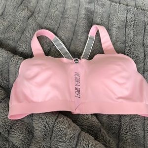 VS Sports Bra